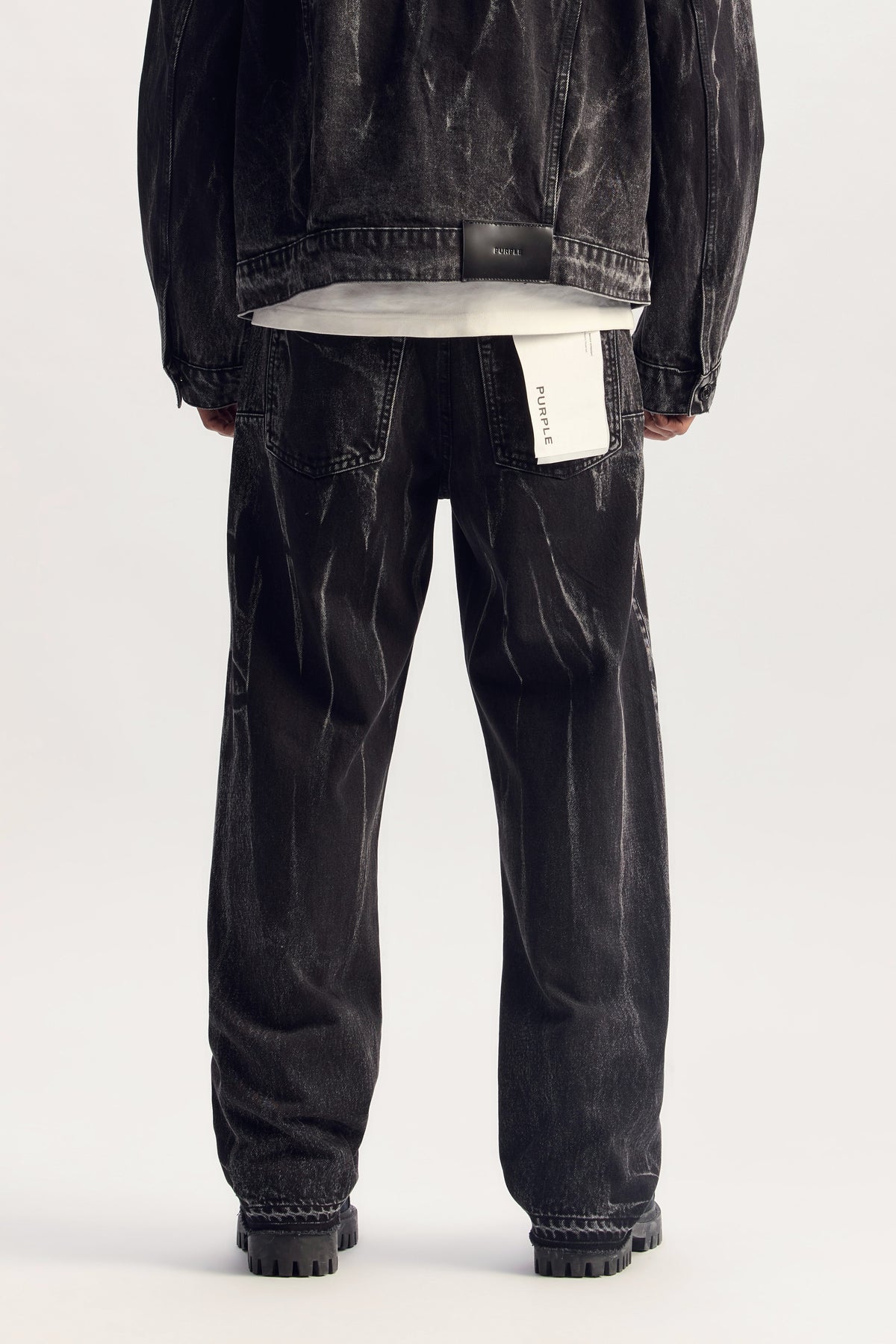 P018 Black Tie Dye